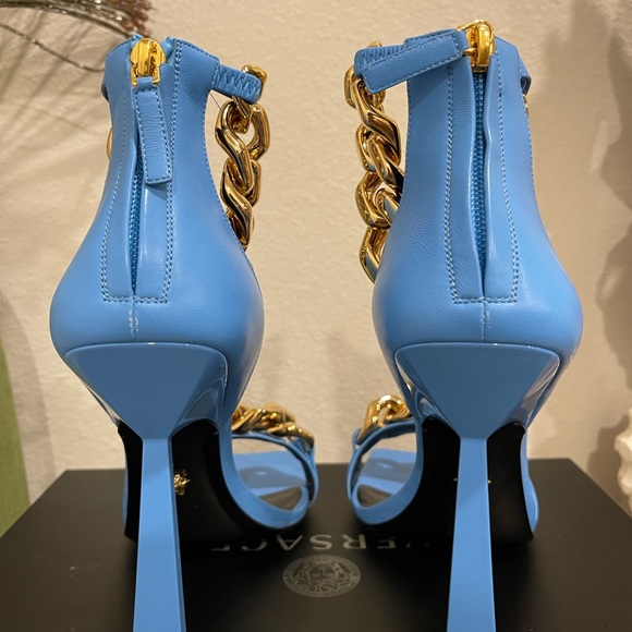 VERSACE Blue Leather MEDUSA CHARM High Heel Chunky CHAIN SANDALS - Picture 5 of 9
